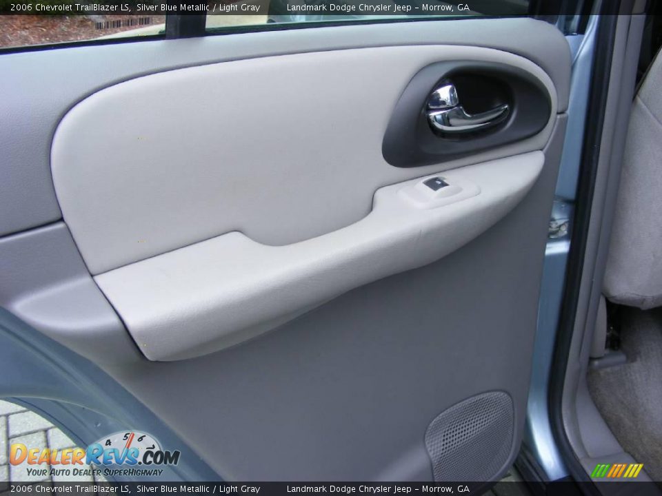 2006 Chevrolet TrailBlazer LS Silver Blue Metallic / Light Gray Photo #15