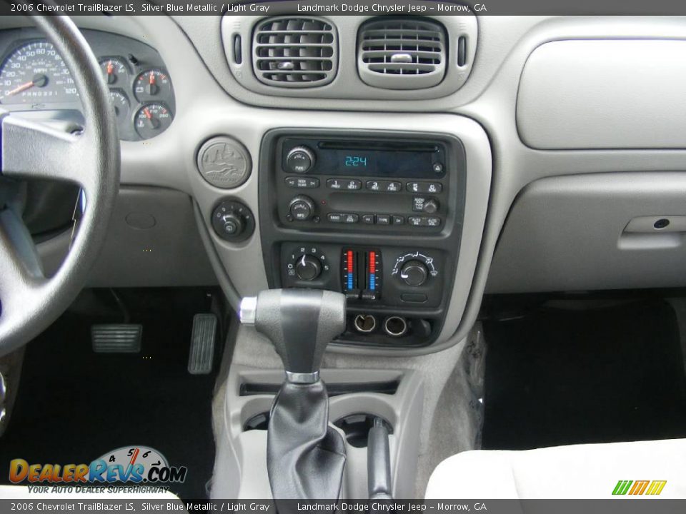 2006 Chevrolet TrailBlazer LS Silver Blue Metallic / Light Gray Photo #22