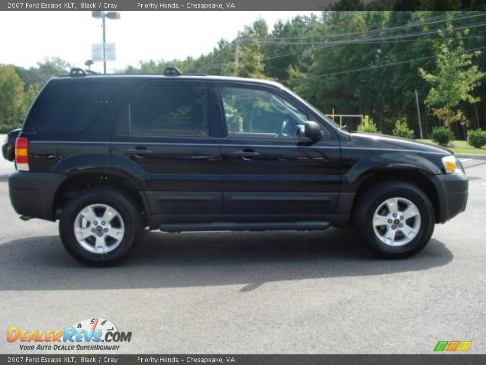 2007 Ford Escape XLT Black / Gray Photo #7