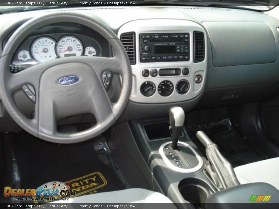 2007 Ford Escape XLT Black / Gray Photo #14