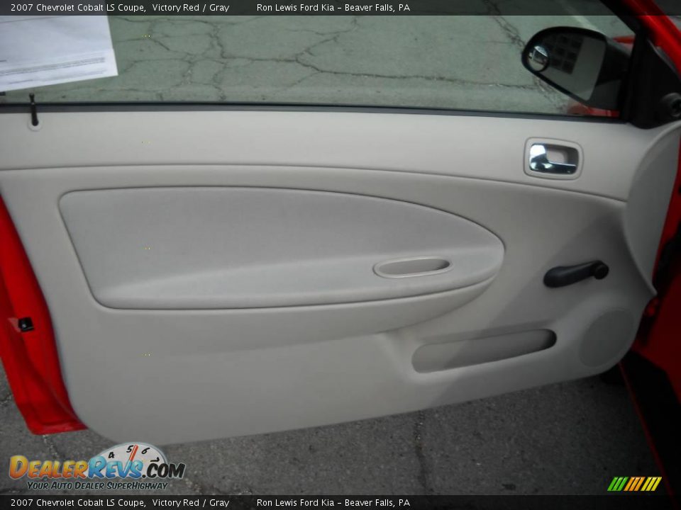 2007 Chevrolet Cobalt LS Coupe Victory Red / Gray Photo #6