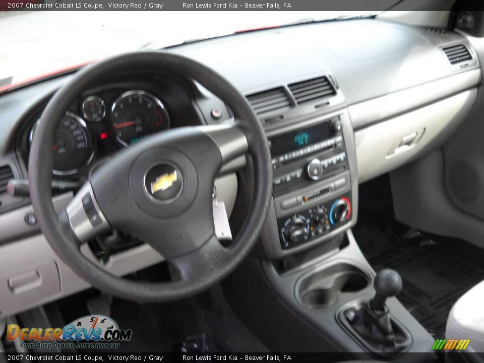 2007 Chevrolet Cobalt LS Coupe Victory Red / Gray Photo #9