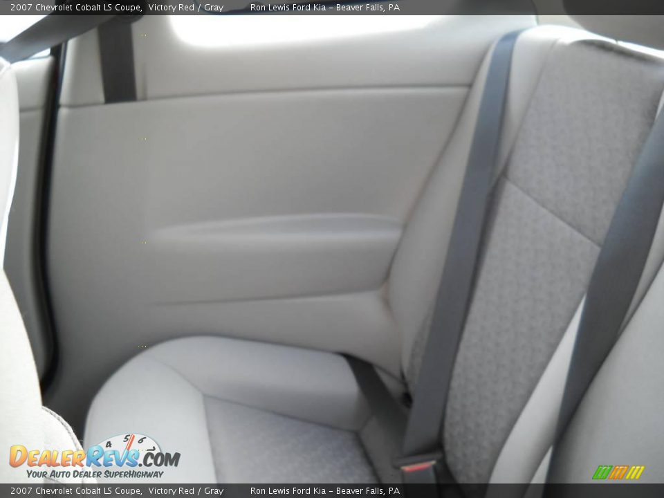 2007 Chevrolet Cobalt LS Coupe Victory Red / Gray Photo #10