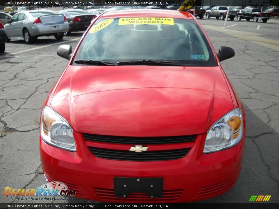2007 Chevrolet Cobalt LS Coupe Victory Red / Gray Photo #18