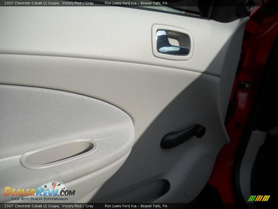 2007 Chevrolet Cobalt LS Coupe Victory Red / Gray Photo #21