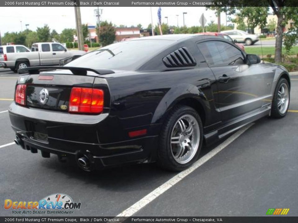 2006 Ford Mustang GT Premium Coupe Black / Dark Charcoal Photo #5