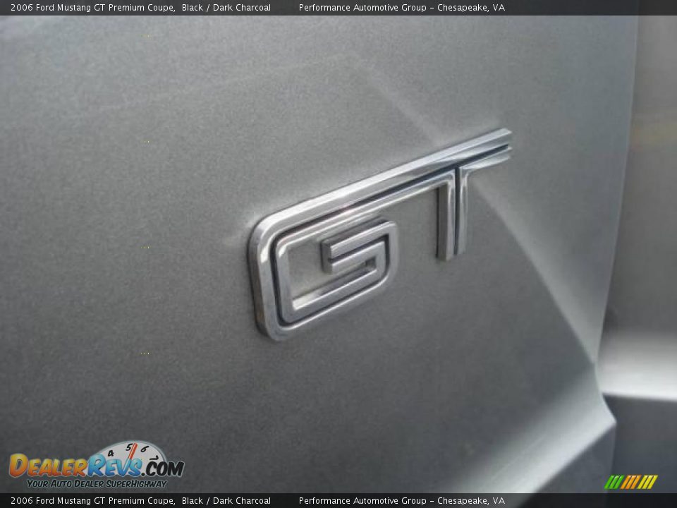 2006 Ford Mustang GT Premium Coupe Black / Dark Charcoal Photo #33