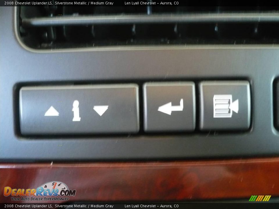 2008 Chevrolet Uplander LS Silverstone Metallic / Medium Gray Photo #21