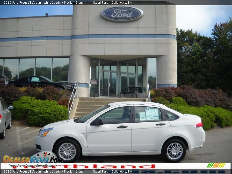 2010 Ford Focus SE Sedan White Suede / Medium Stone Photo #1
