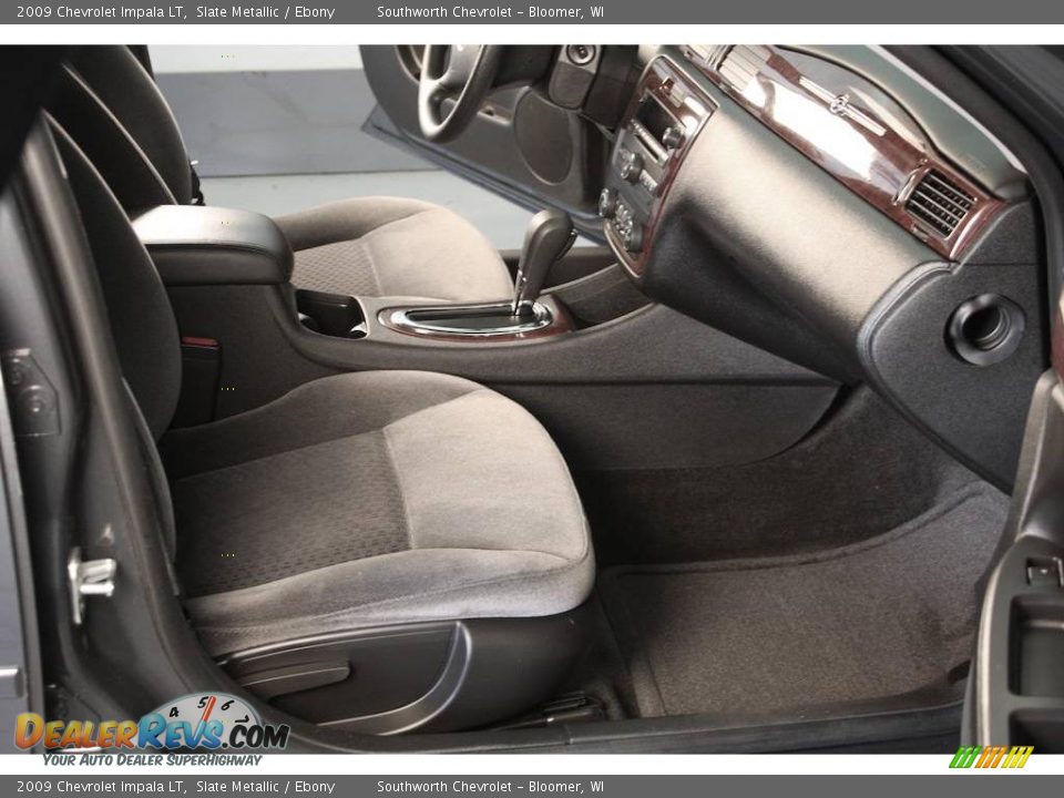 2009 Chevrolet Impala LT Slate Metallic / Ebony Photo #4