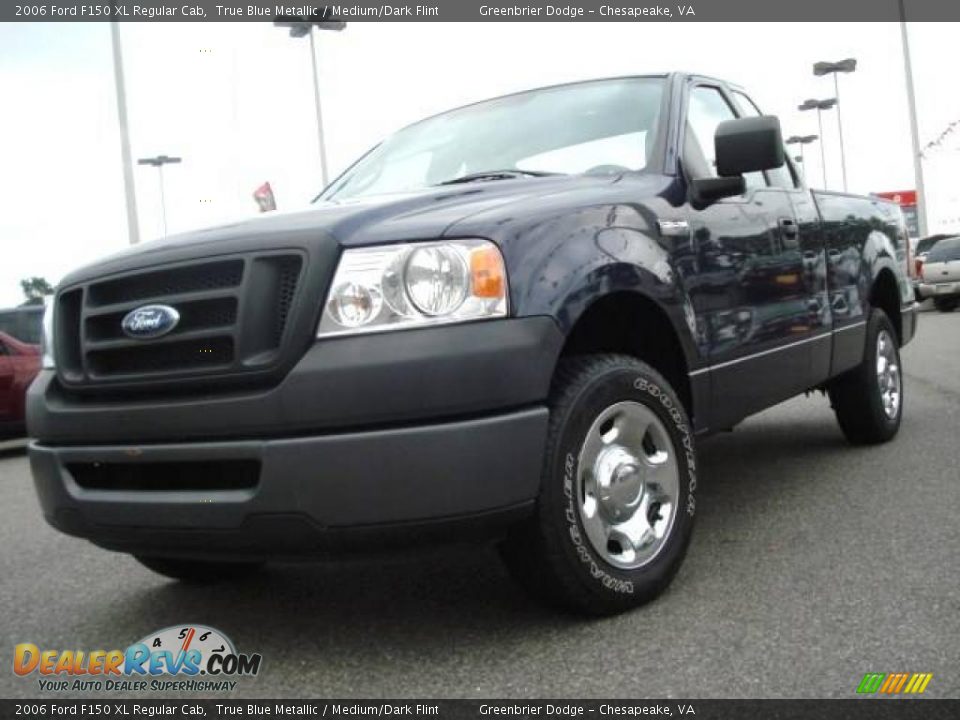 2006 Ford F150 XL Regular Cab True Blue Metallic / Medium/Dark Flint Photo #1