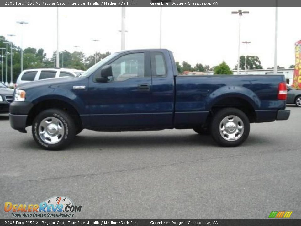 2006 Ford F150 XL Regular Cab True Blue Metallic / Medium/Dark Flint Photo #3
