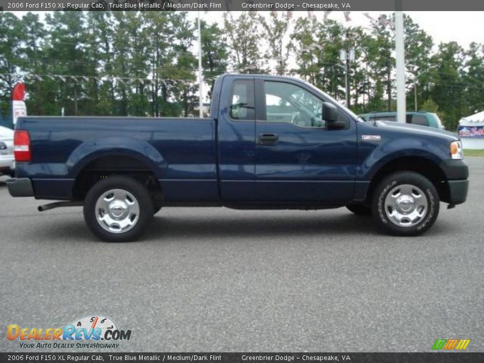2006 Ford F150 XL Regular Cab True Blue Metallic / Medium/Dark Flint Photo #6