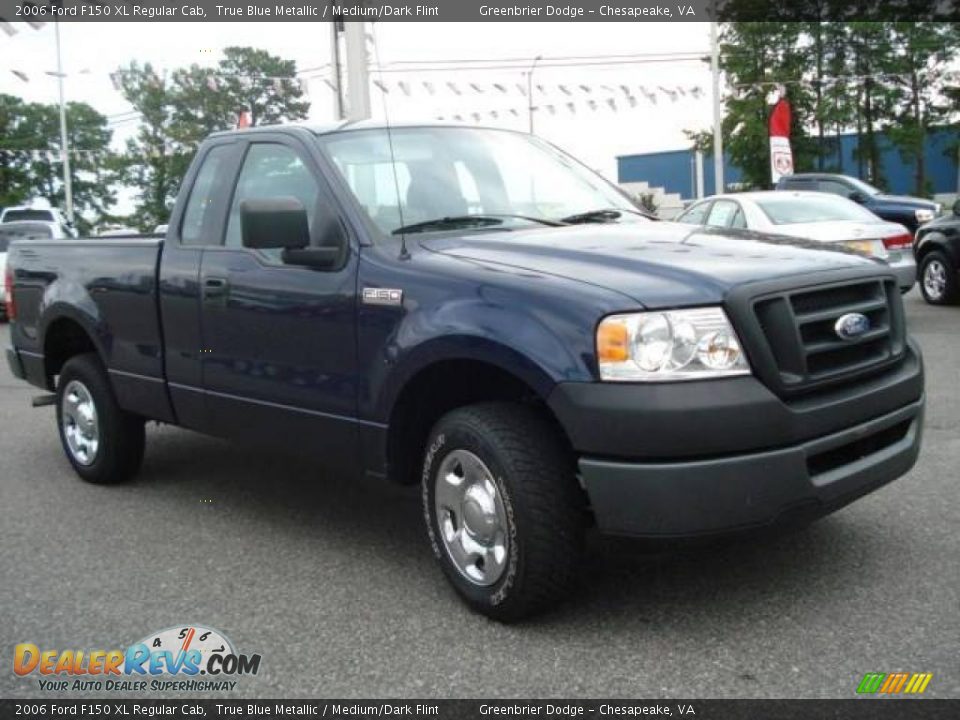 2006 Ford F150 XL Regular Cab True Blue Metallic / Medium/Dark Flint Photo #7