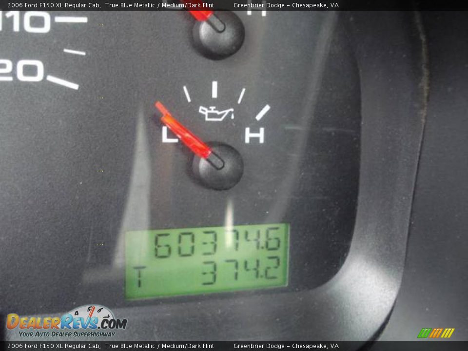 2006 Ford F150 XL Regular Cab True Blue Metallic / Medium/Dark Flint Photo #15