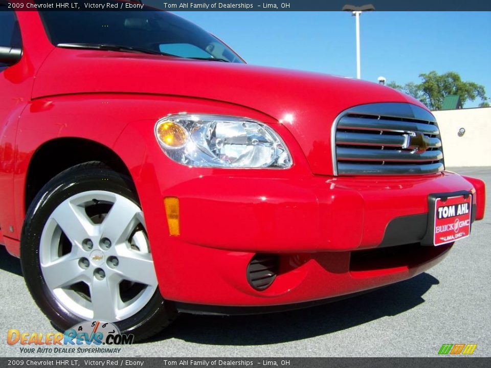 2009 Chevrolet HHR LT Victory Red / Ebony Photo #2
