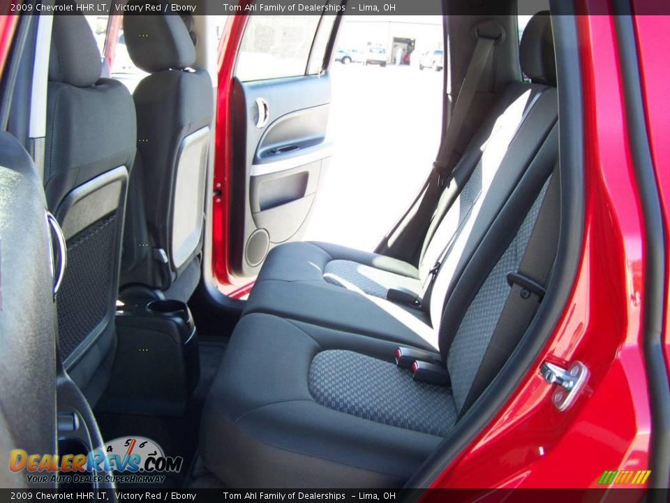 2009 Chevrolet HHR LT Victory Red / Ebony Photo #10