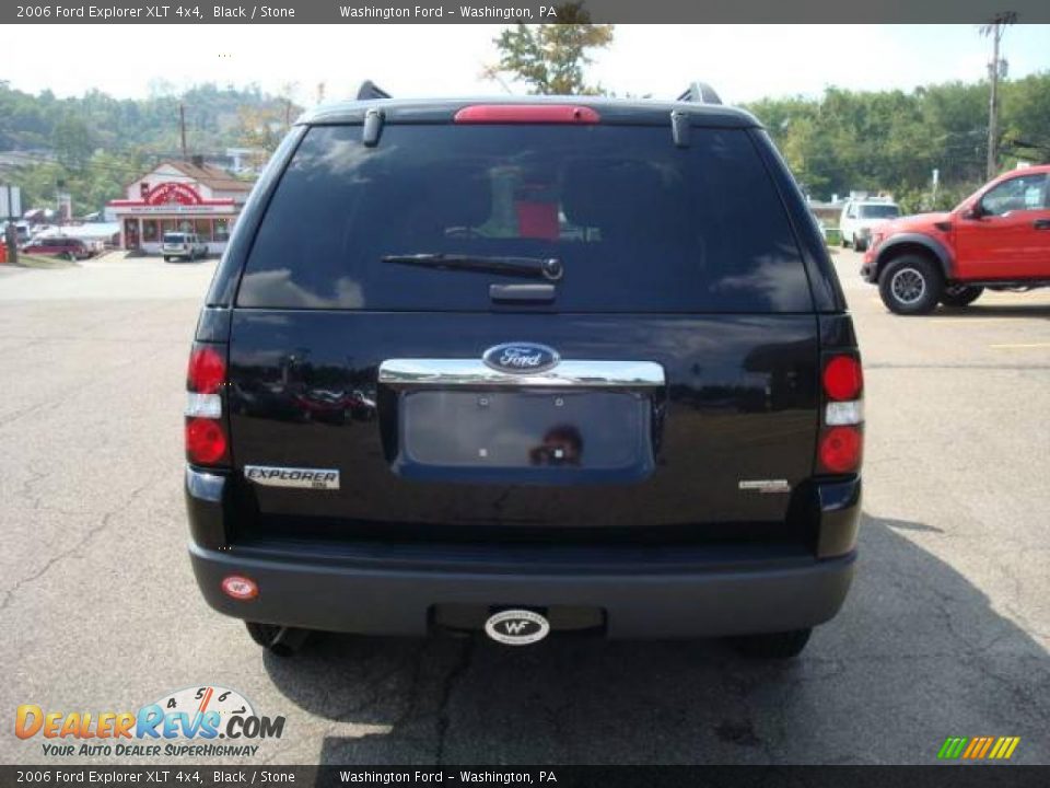 2006 Ford Explorer XLT 4x4 Black / Stone Photo #3