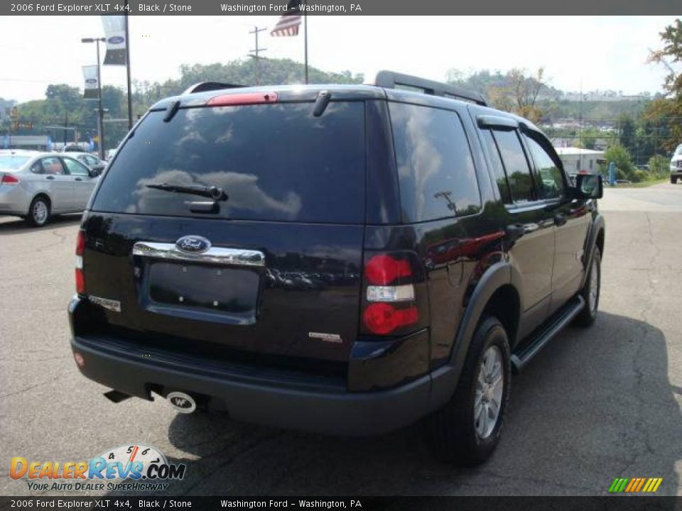 2006 Ford Explorer XLT 4x4 Black / Stone Photo #4