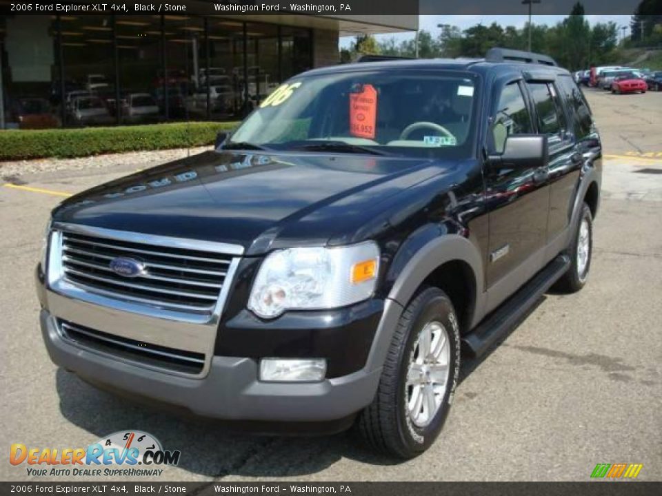 2006 Ford Explorer XLT 4x4 Black / Stone Photo #11