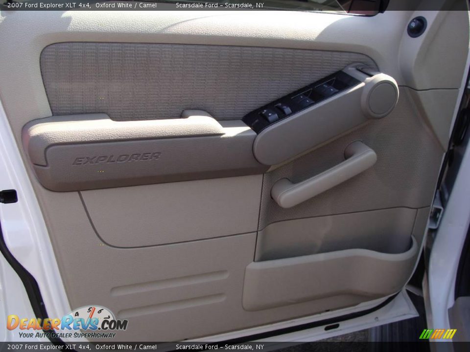 2007 Ford Explorer XLT 4x4 Oxford White / Camel Photo #9