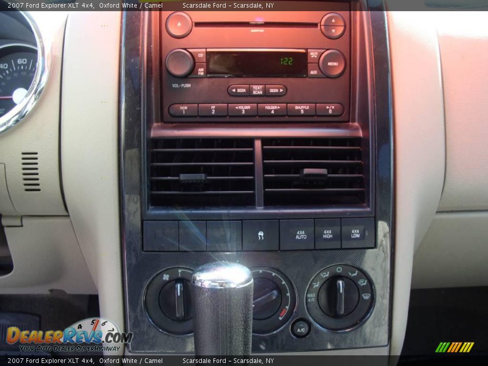 2007 Ford Explorer XLT 4x4 Oxford White / Camel Photo #20