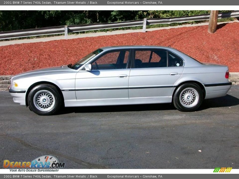 2001 BMW 7 Series 740iL Sedan Titanium Silver Metallic / Black Photo #2