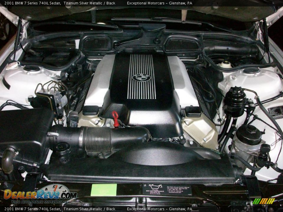2001 BMW 7 Series 740iL Sedan Titanium Silver Metallic / Black Photo #25
