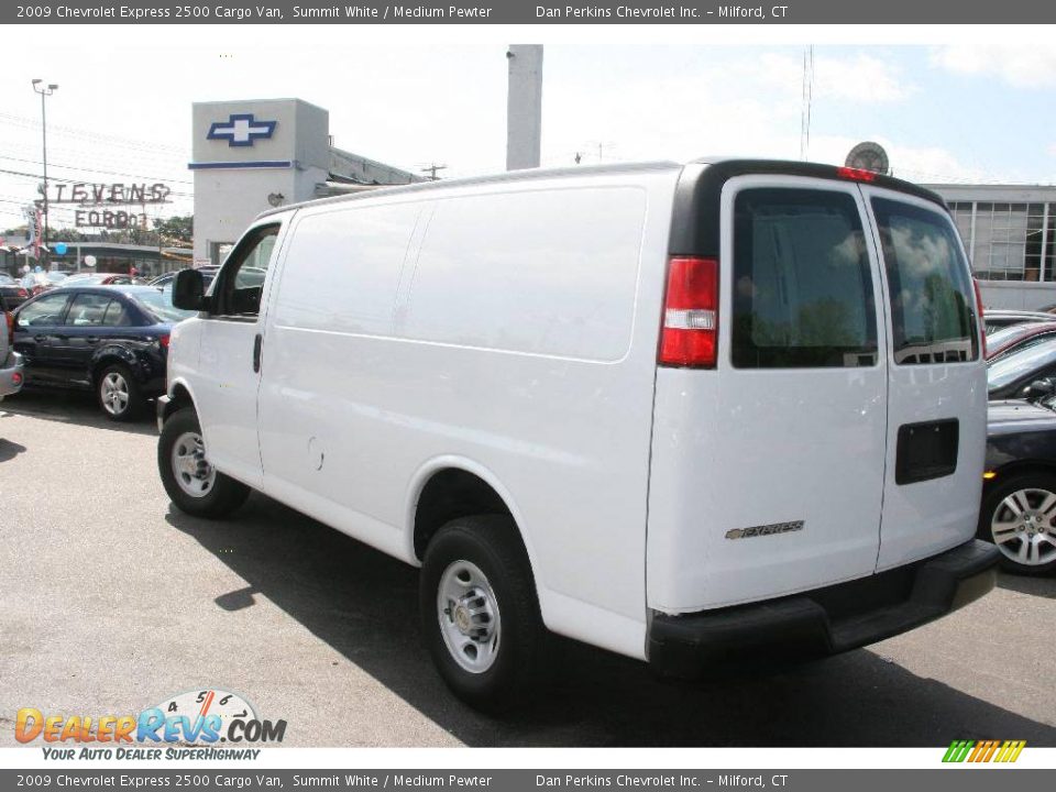 2009 Chevrolet Express 2500 Cargo Van Summit White / Medium Pewter Photo #9