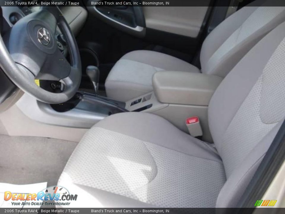 2006 Toyota RAV4 Beige Metallic / Taupe Photo #7