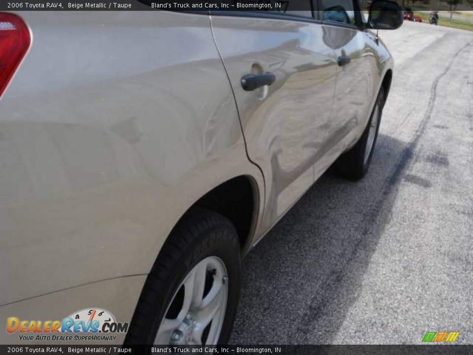 2006 Toyota RAV4 Beige Metallic / Taupe Photo #14
