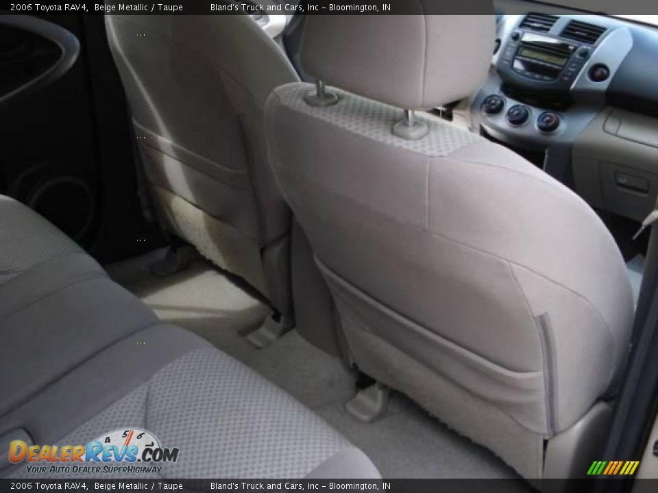 2006 Toyota RAV4 Beige Metallic / Taupe Photo #27