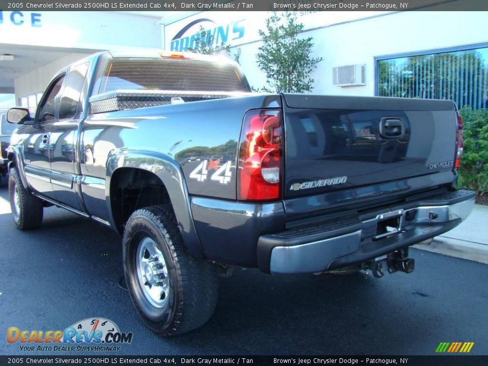 2005 Chevrolet Silverado 2500HD LS Extended Cab 4x4 Dark Gray Metallic / Tan Photo #4