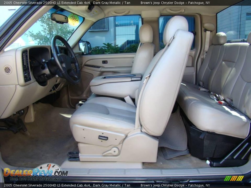 2005 Chevrolet Silverado 2500HD LS Extended Cab 4x4 Dark Gray Metallic / Tan Photo #11