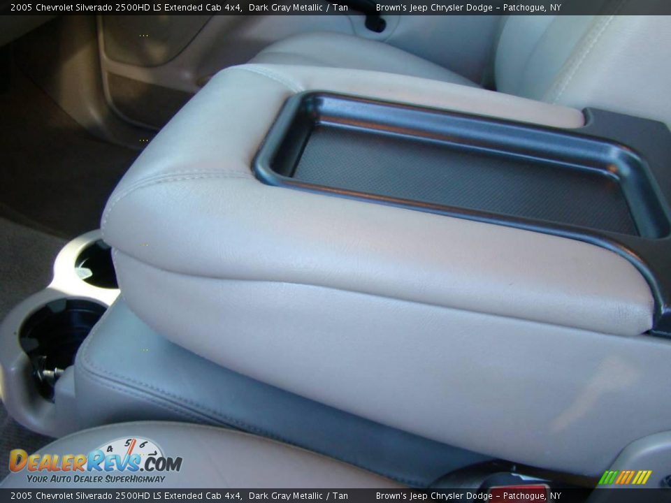 2005 Chevrolet Silverado 2500HD LS Extended Cab 4x4 Dark Gray Metallic / Tan Photo #14