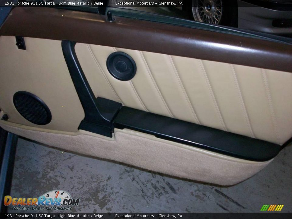 Door Panel of 1981 Porsche 911 SC Targa Photo #18
