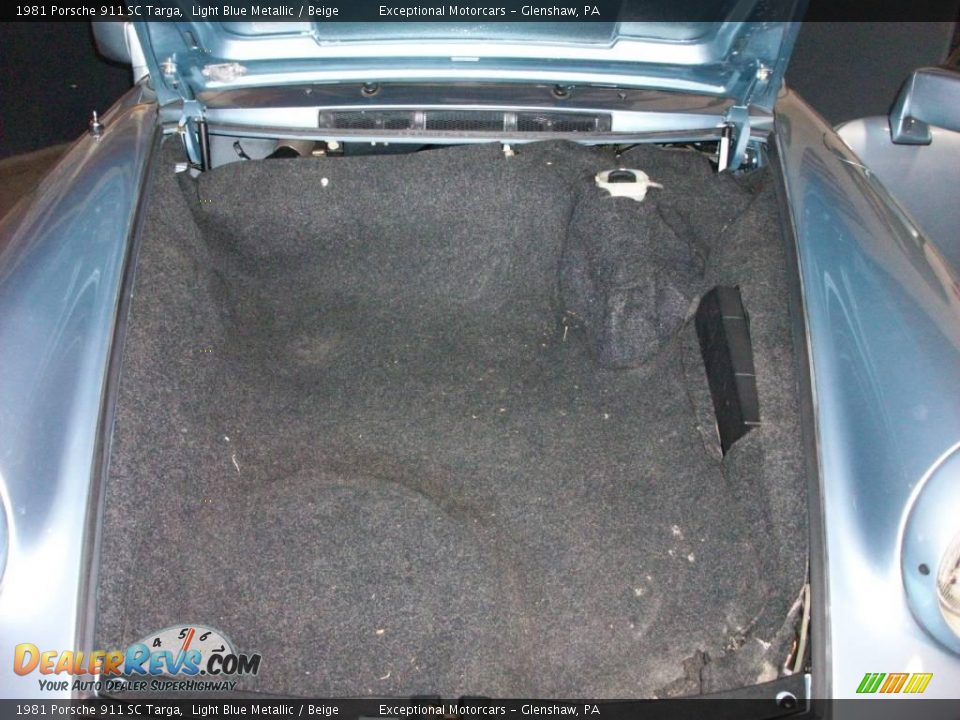 1981 Porsche 911 SC Targa Trunk Photo #21