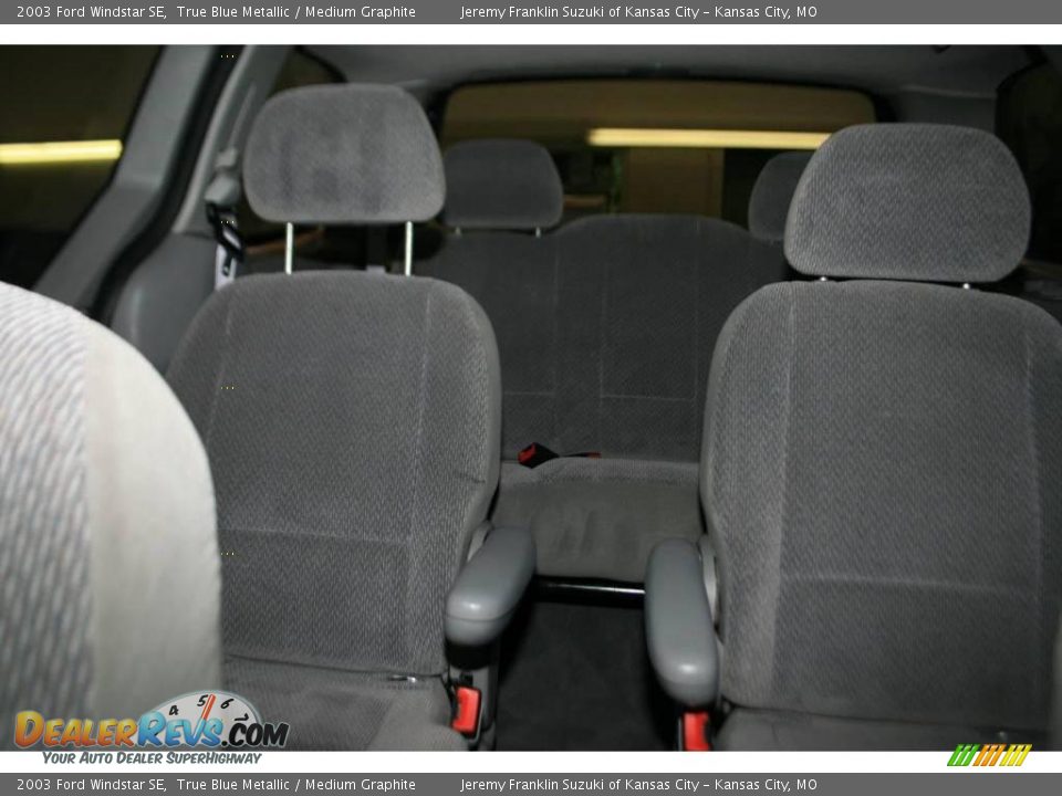 2003 Ford Windstar SE True Blue Metallic / Medium Graphite Photo #18