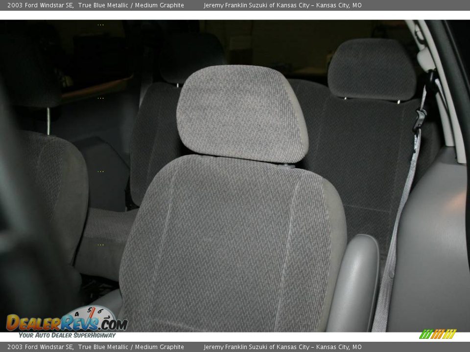 2003 Ford Windstar SE True Blue Metallic / Medium Graphite Photo #19