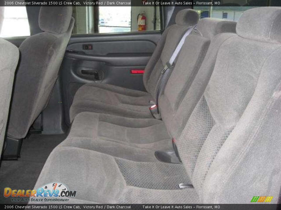 2006 Chevrolet Silverado 1500 LS Crew Cab Victory Red / Dark Charcoal Photo #5