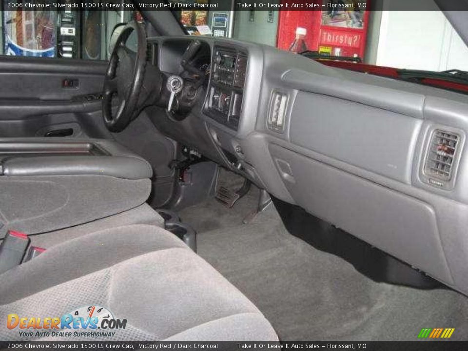 2006 Chevrolet Silverado 1500 LS Crew Cab Victory Red / Dark Charcoal Photo #8