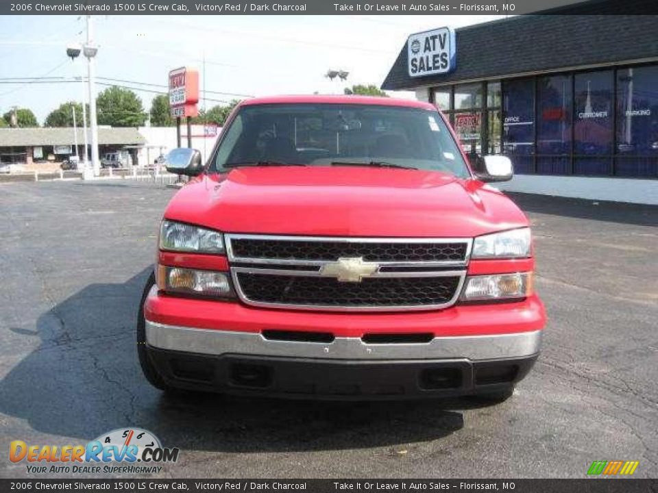 2006 Chevrolet Silverado 1500 LS Crew Cab Victory Red / Dark Charcoal Photo #11