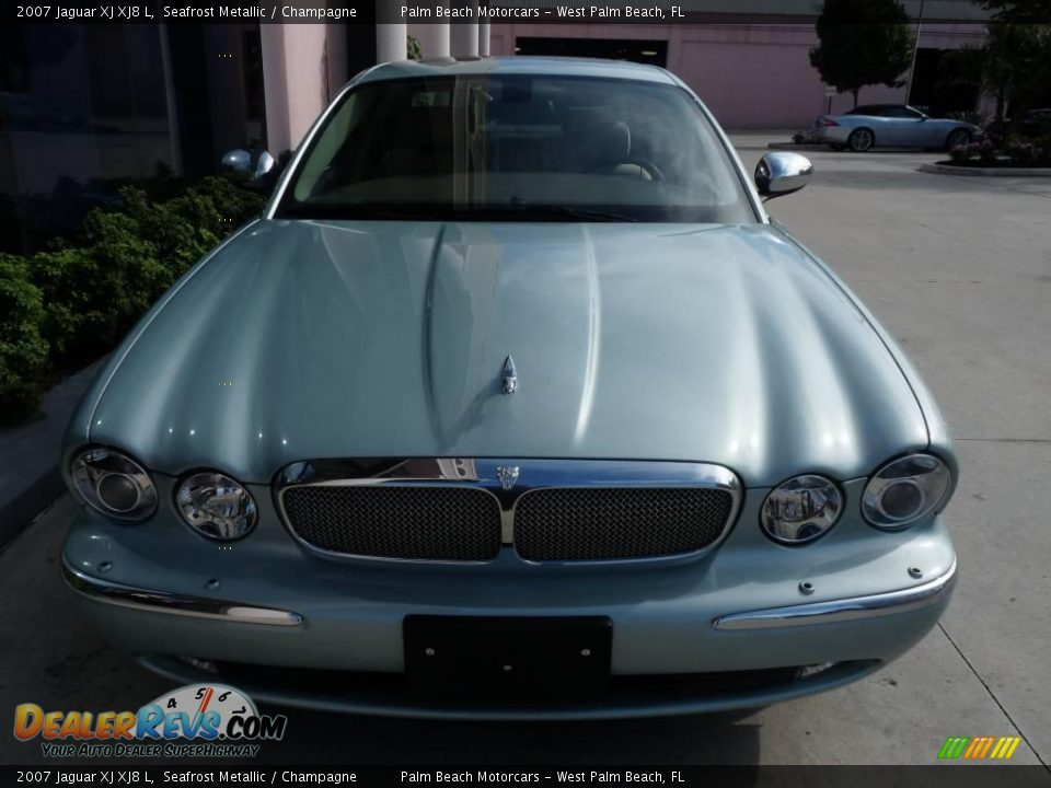 2007 Jaguar XJ XJ8 L Seafrost Metallic / Champagne Photo #2