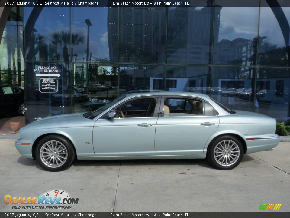 2007 Jaguar XJ XJ8 L Seafrost Metallic / Champagne Photo #3