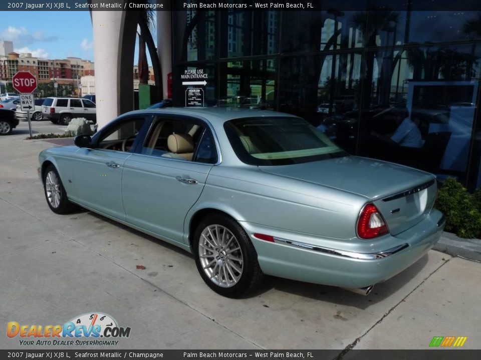 2007 Jaguar XJ XJ8 L Seafrost Metallic / Champagne Photo #4