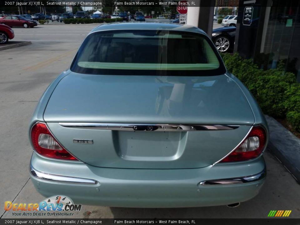 2007 Jaguar XJ XJ8 L Seafrost Metallic / Champagne Photo #5