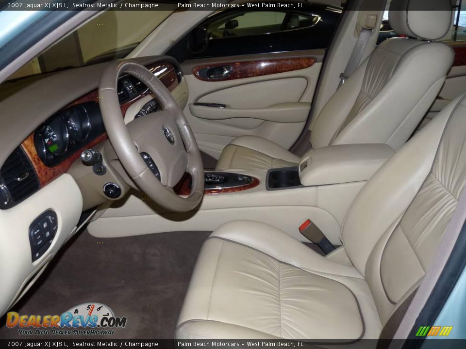 2007 Jaguar XJ XJ8 L Seafrost Metallic / Champagne Photo #19