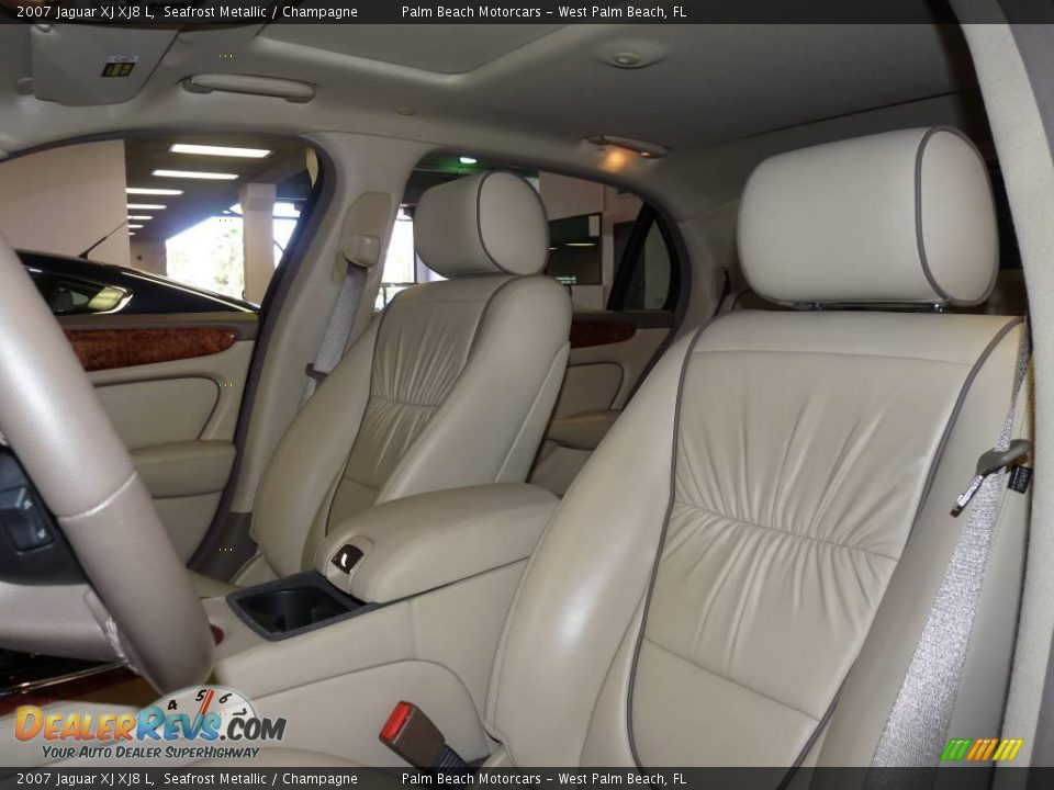 2007 Jaguar XJ XJ8 L Seafrost Metallic / Champagne Photo #20