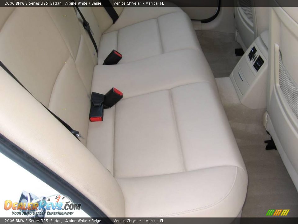 2006 BMW 3 Series 325i Sedan Alpine White / Beige Photo #11