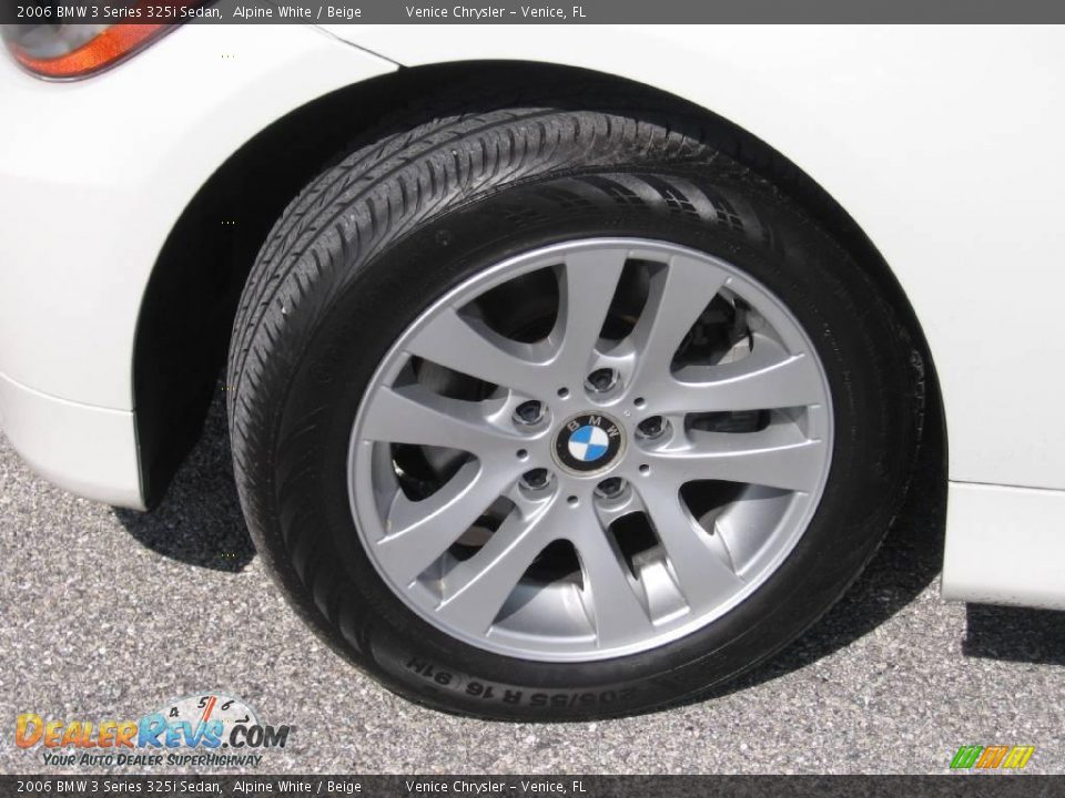 2006 BMW 3 Series 325i Sedan Alpine White / Beige Photo #25